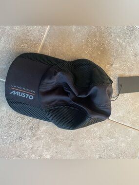 MUSTO x Land Rover Black Mesh Performance Cap